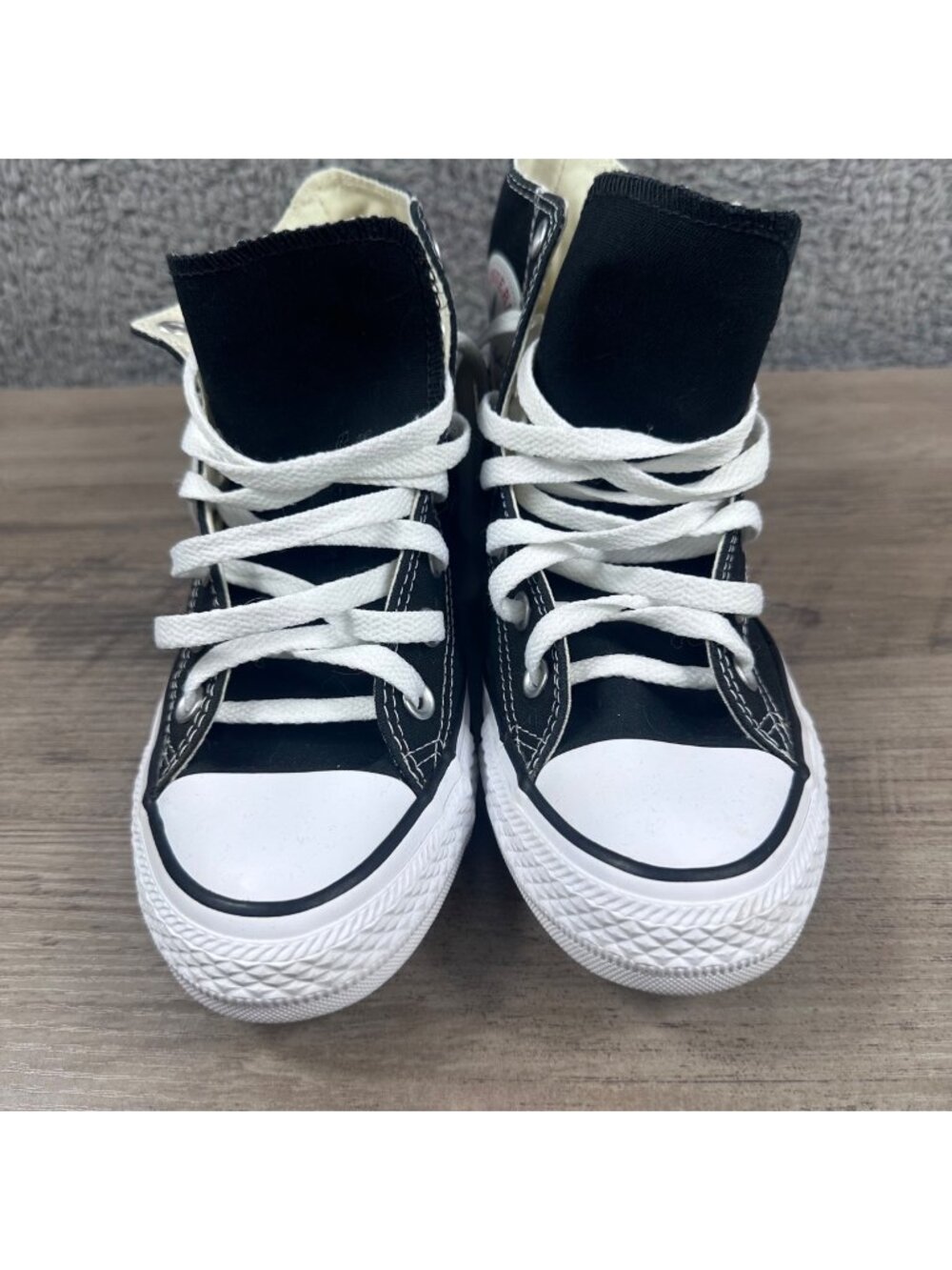 Converse Chuck Taylor All Star Black High Top Sneakers Unisex Size 6 Men / 8 Wom